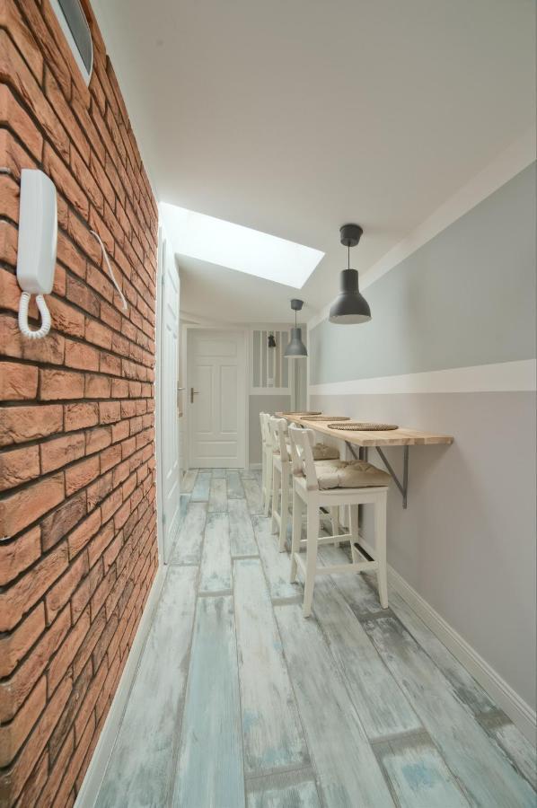 Urban Nest Apartments Bon 5 Krakow Bagian luar foto